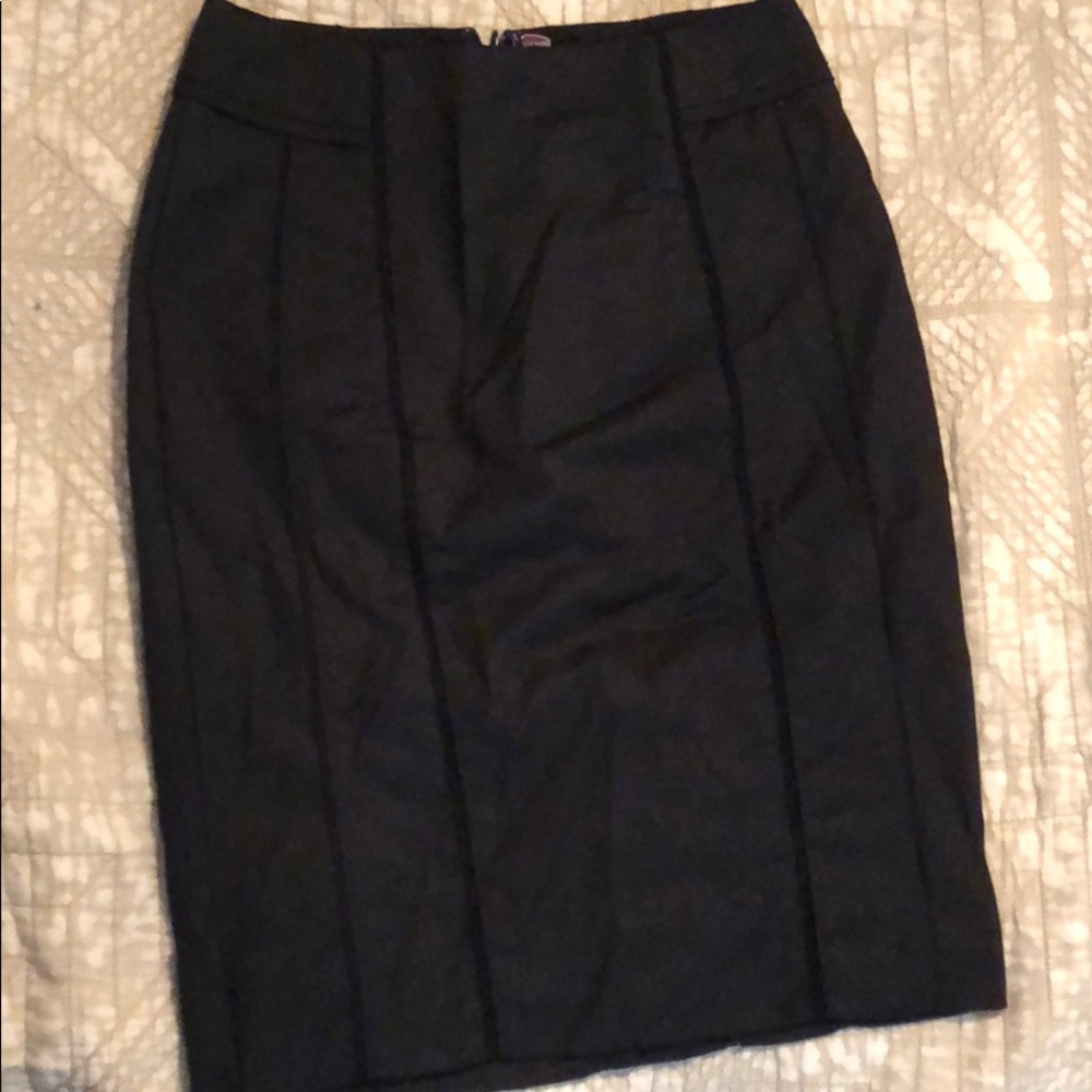 White house black market 00 skirt above knee